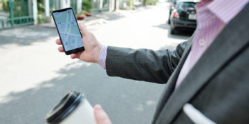 Pentingnya Aplikasi Absensi Berbasis GPS di Saat WFH