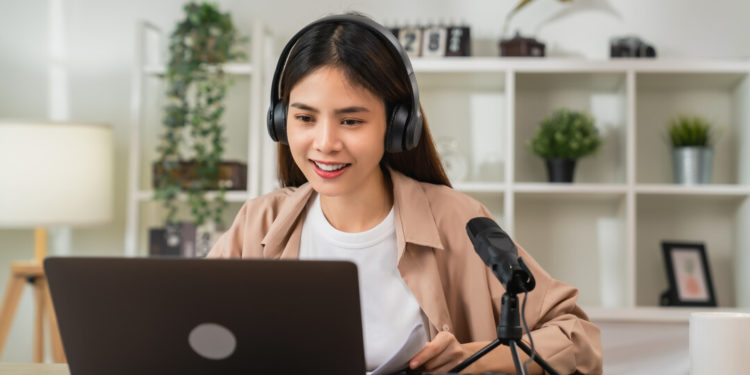 10 Etika Meeting Online yang Wajib Anda Ketahui