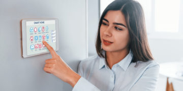 Contoh Penerapan Teknologi IoT di Berbagai Bidang