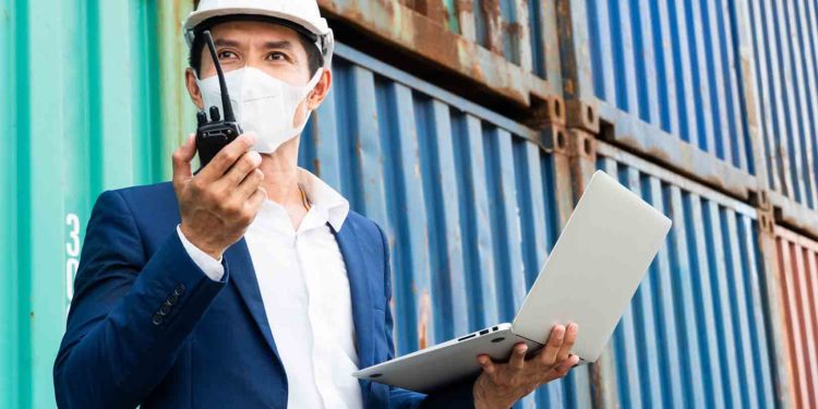 Digital Push To Talk untuk Solusi Komunikasi Tim Operasional & Lapangan