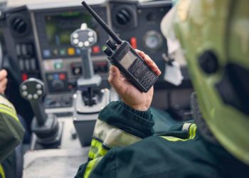 Digital Walkie Talkie Sebagai Solusi Masalah Pengadaan & Maintenance Alat Komunikasi Industri