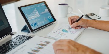 Software aplikasi laporan keuangan